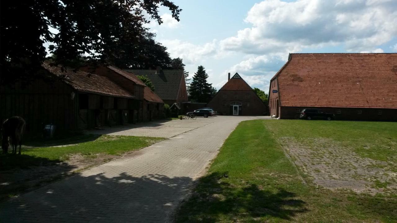 Reiterhof Jaegersburg Ferienwohnung Varel Esterno foto